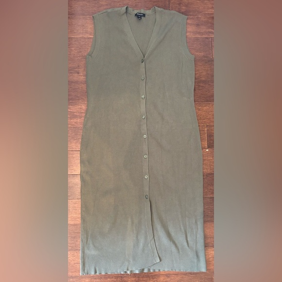 Midi Green bodycon dress - Picture 1 of 3